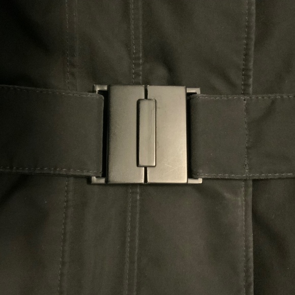 The North Face- Black Parka- Size M - Picture 6 of 10